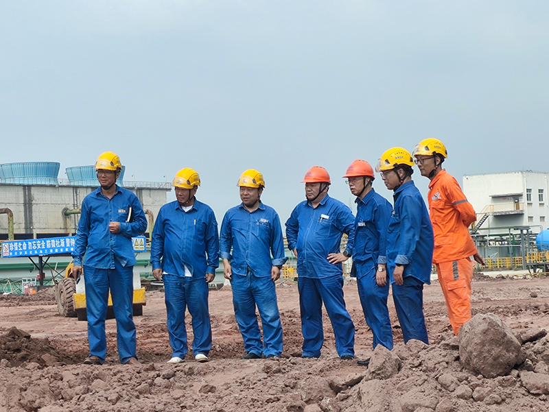 箱涵基坑全線貫通！傅利才、陳懋金蒞臨現(xiàn)場指導(dǎo)(圖1)