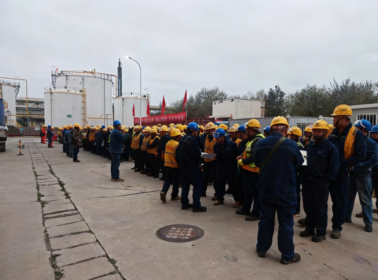 最大晨會！弘旭公司和寧大修項(xiàng)目部組織安全晨會(圖1)